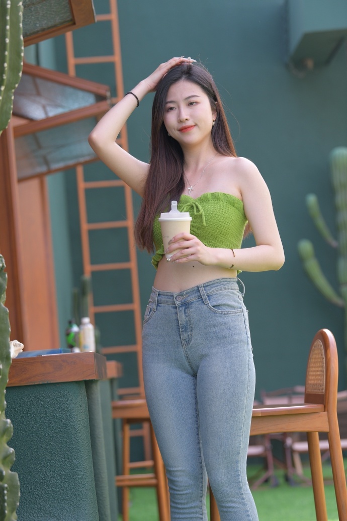 房东偷窥的爱AG真人来自